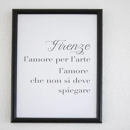 Mona Lisa - Boutique In Apartment