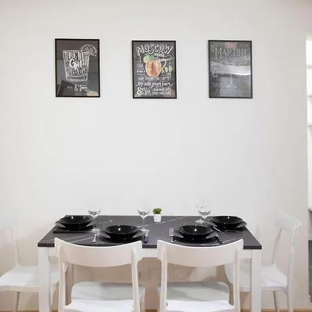 Mona Lisa - Boutique In Apartment *
