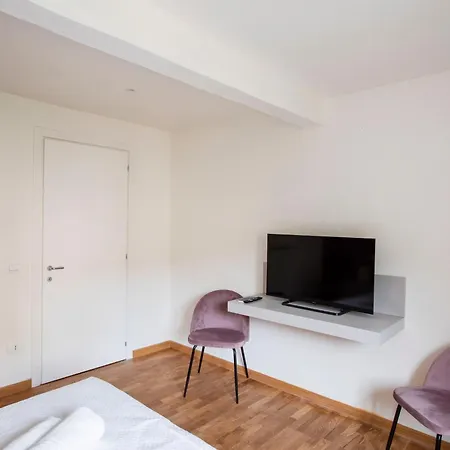 Mona Lisa - Boutique In Apartment *